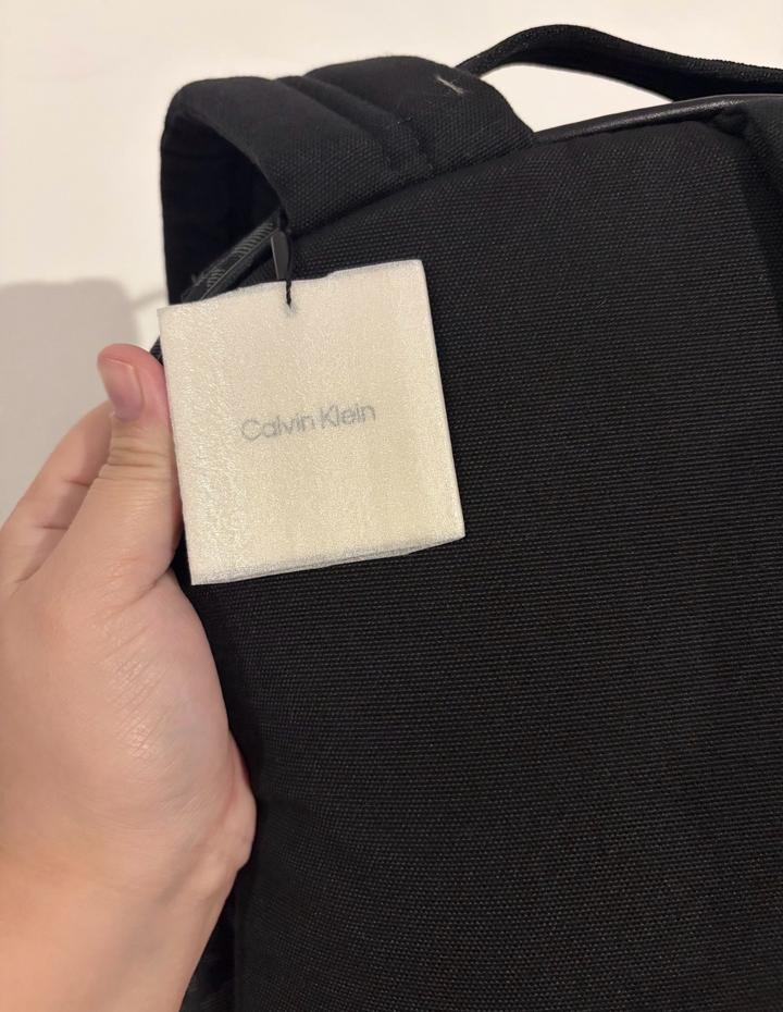 Продам рюкзак Calvin Klein