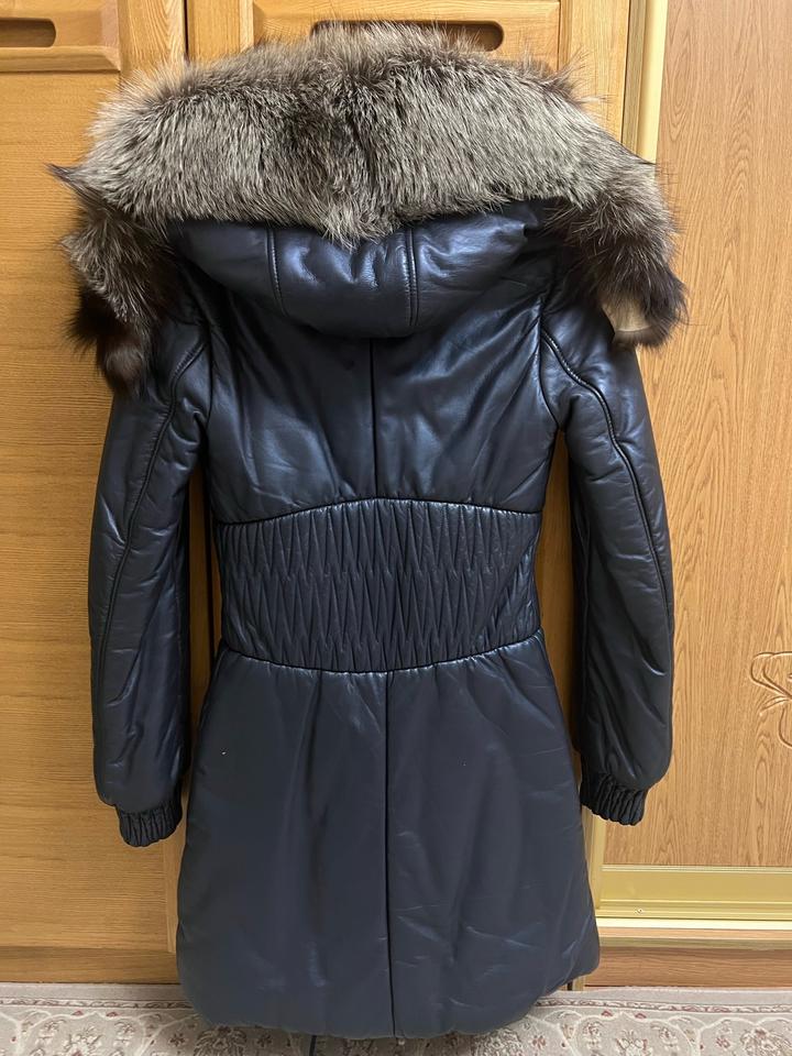 Кожаный пуховик