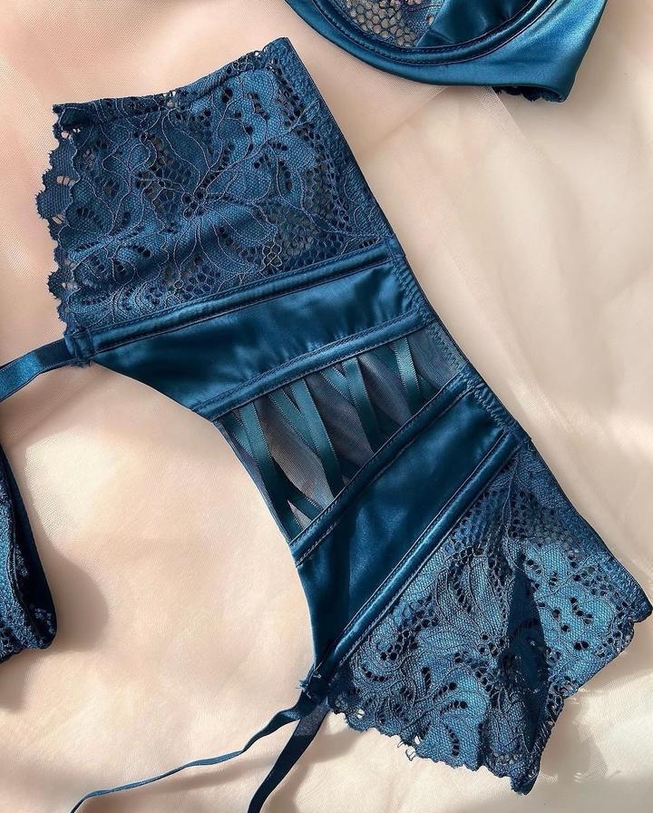 Комплект нижнего белья