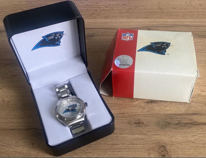 часы NFL Carolina Panthers кварцевые новые