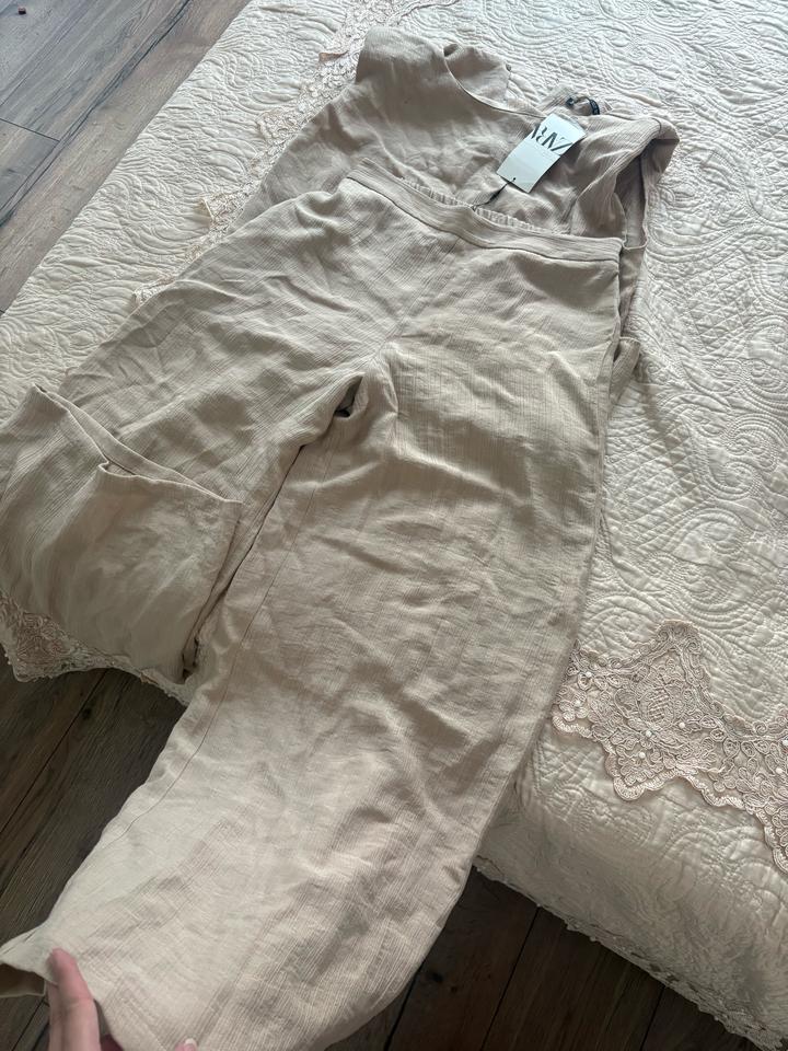 Двойка Zara