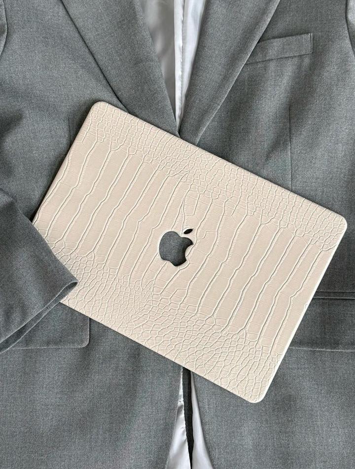 Чехол на MacBook Air M1