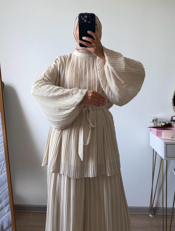 Продам брючный костюм