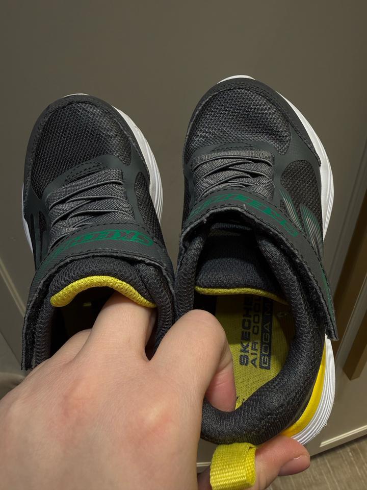 Кроссовки Skechers детские