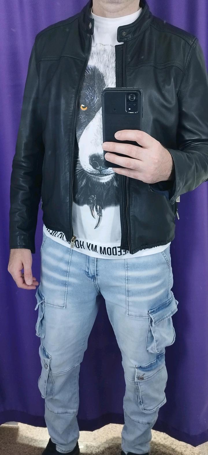 Кожаная куртка Massimo Dutti.