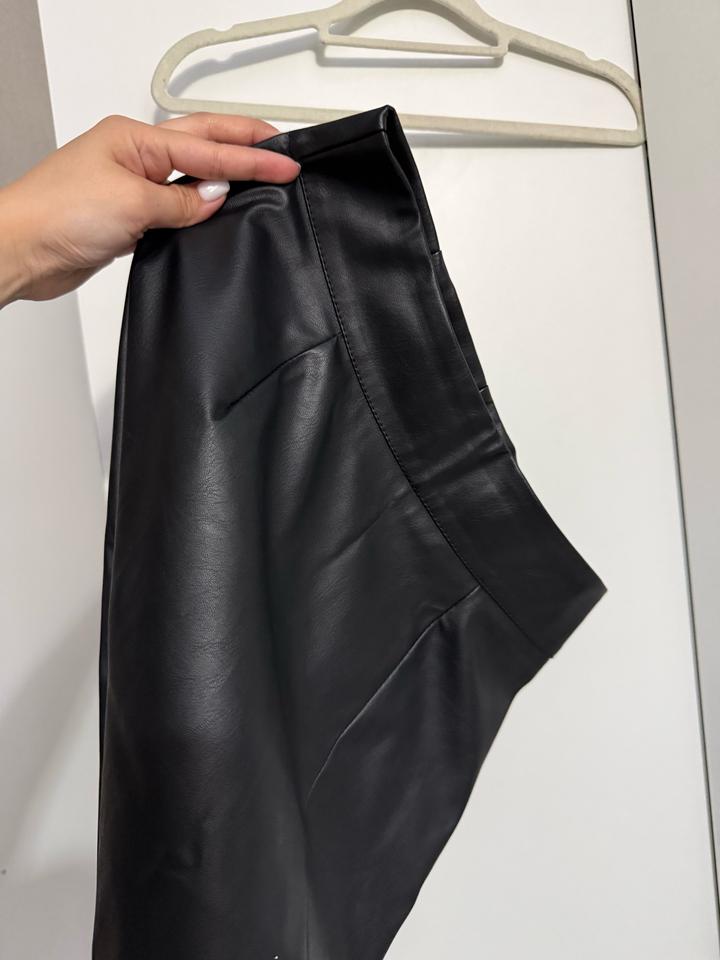 Кожаная юбка