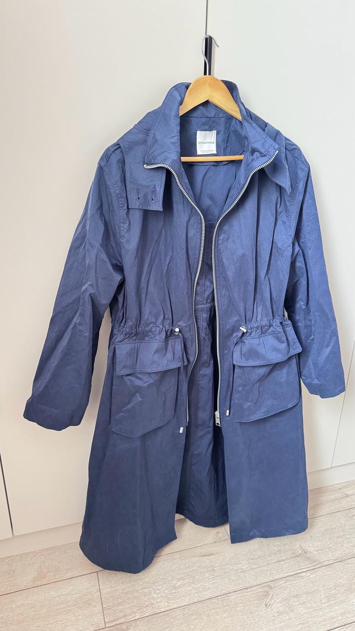 Плащ Stradivarius