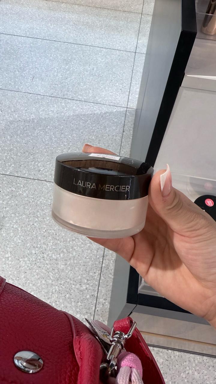 Пудра Laura Mercier
