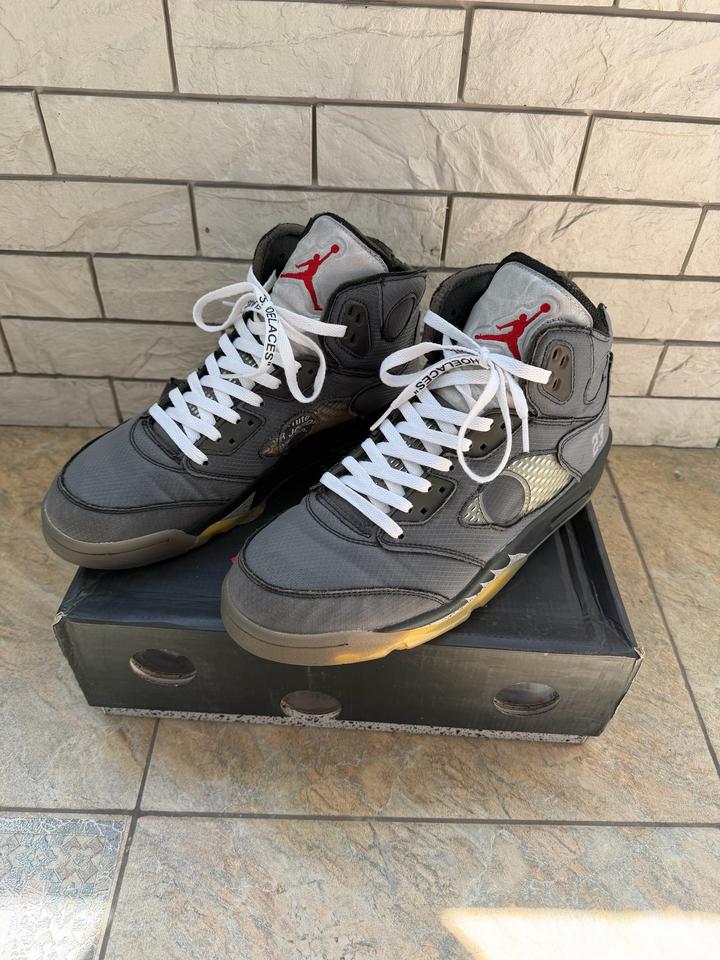 Jordan 5 Off-White
