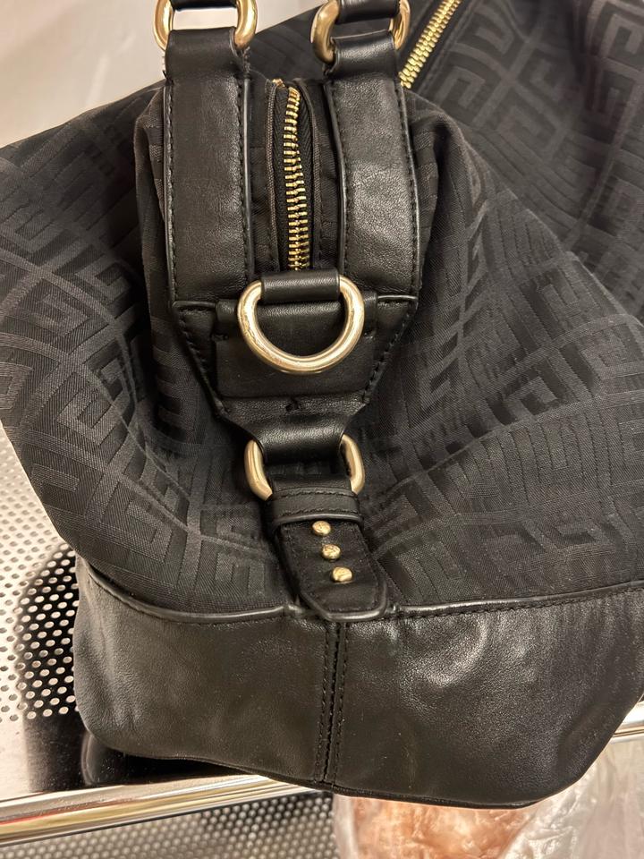 Сумка Givenchy