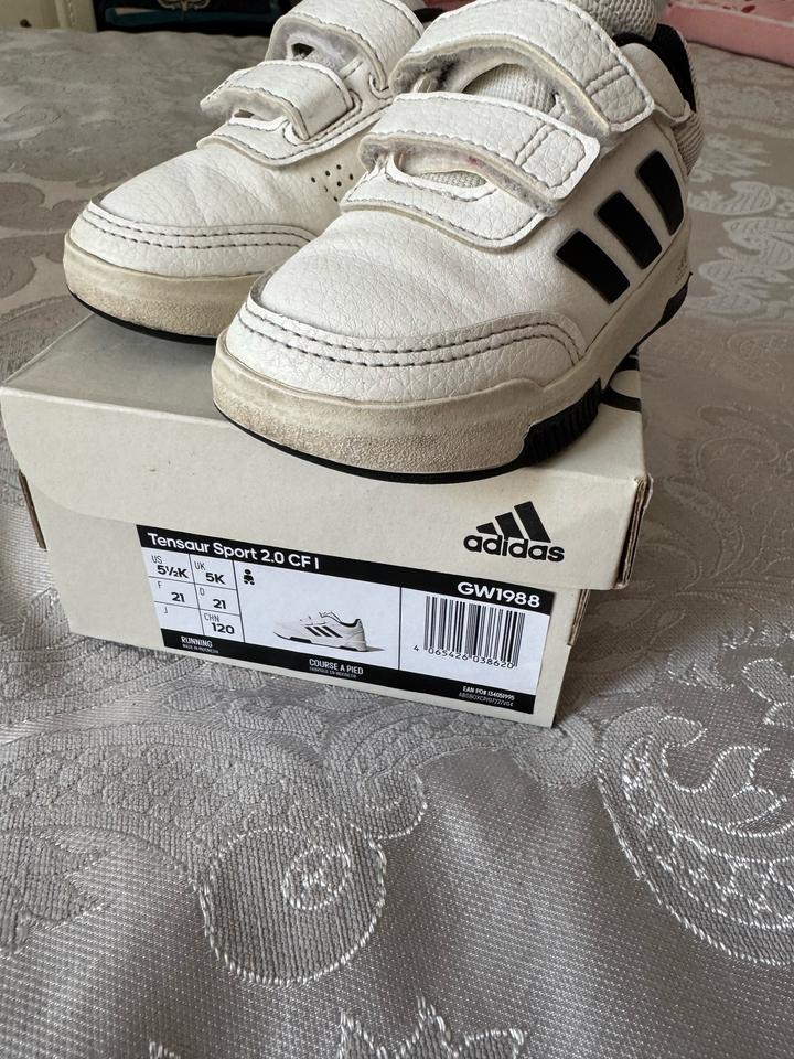 Детские кроссовки Adidas