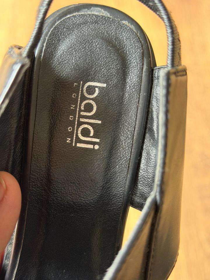 Босоножки Baldi