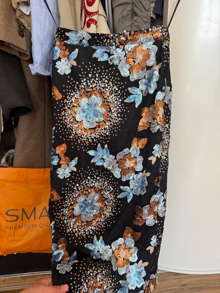 Кофта с юбкой по отдельности