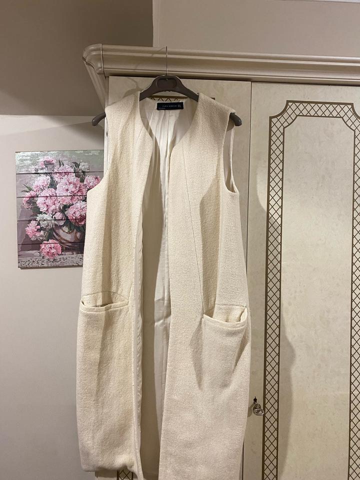 Zara жилетка