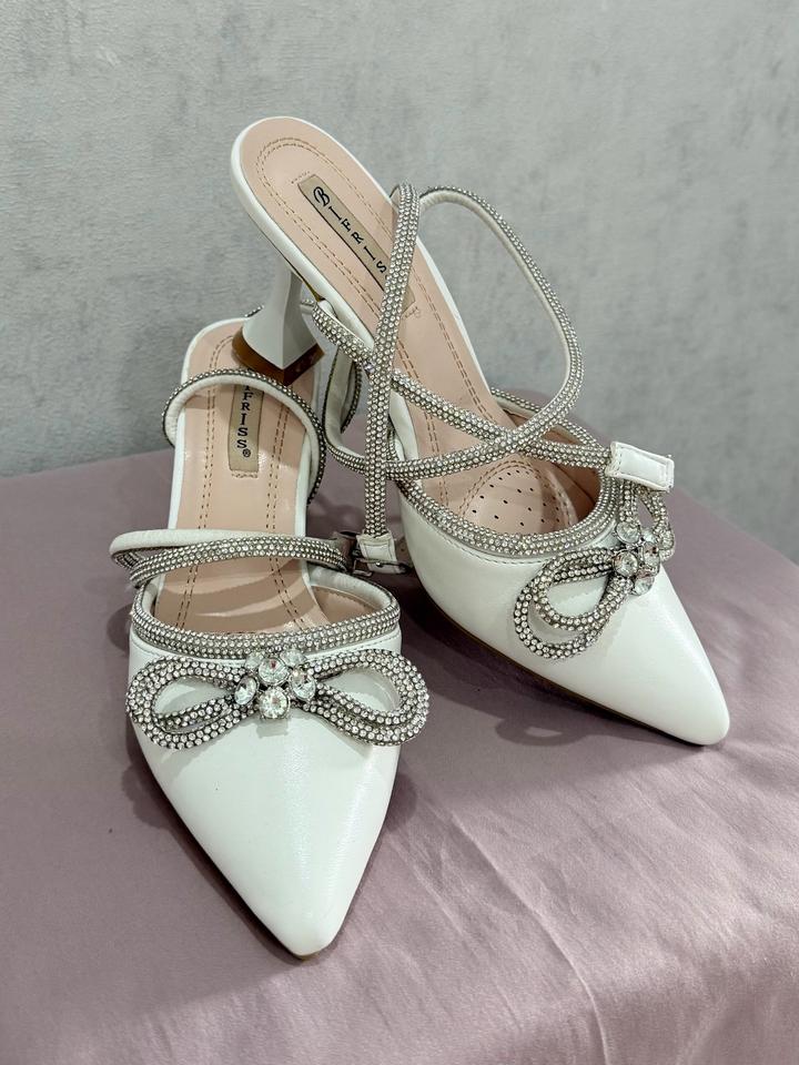 Женские туфли