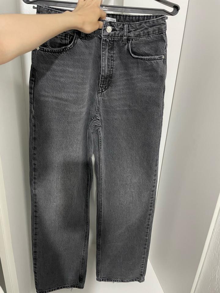 Джинсы Zara