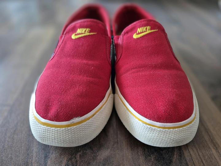 Слипоны Nike оригинал. Размер 37