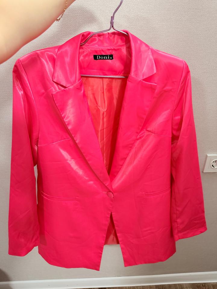 Платье-пиджак+туфли.