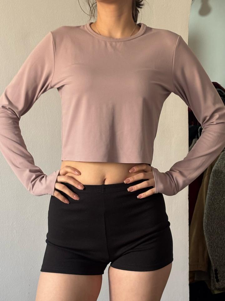 Укороченный свитшот uniqlo