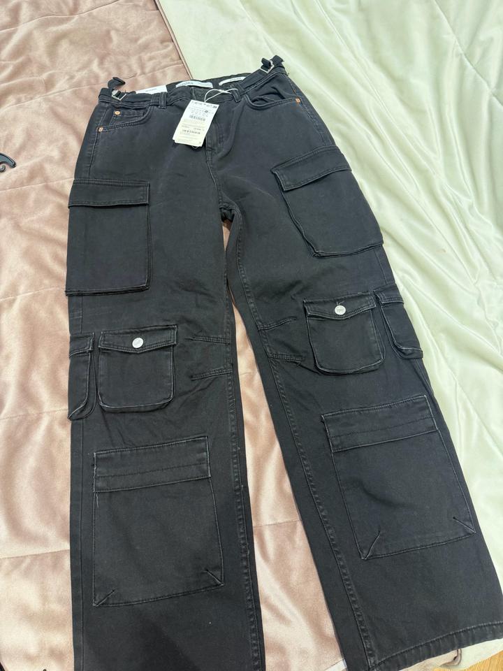 Джинсы bershka