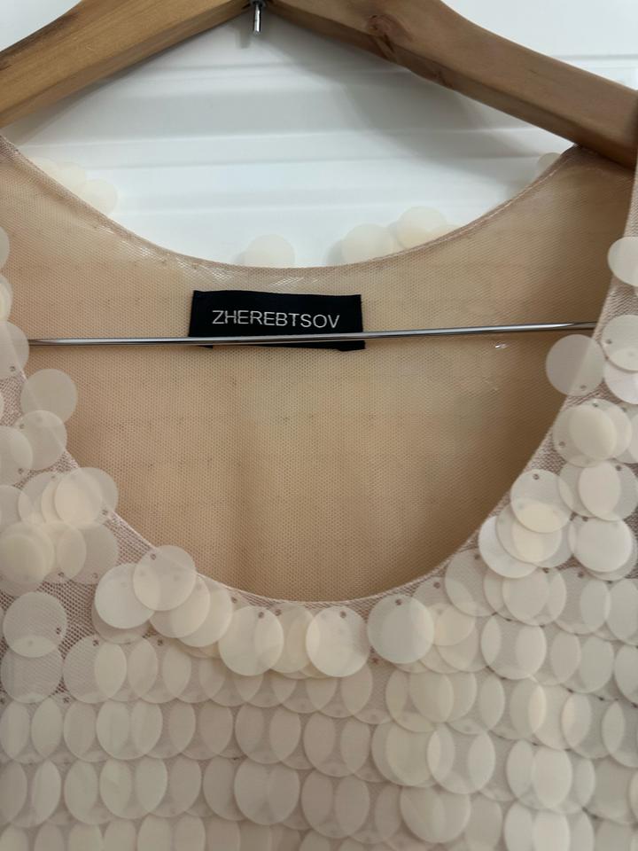 Продается дизайнерское платье