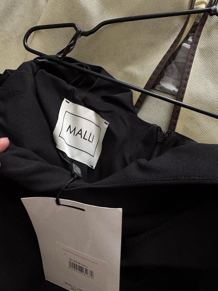 Вечернее платье от Malli