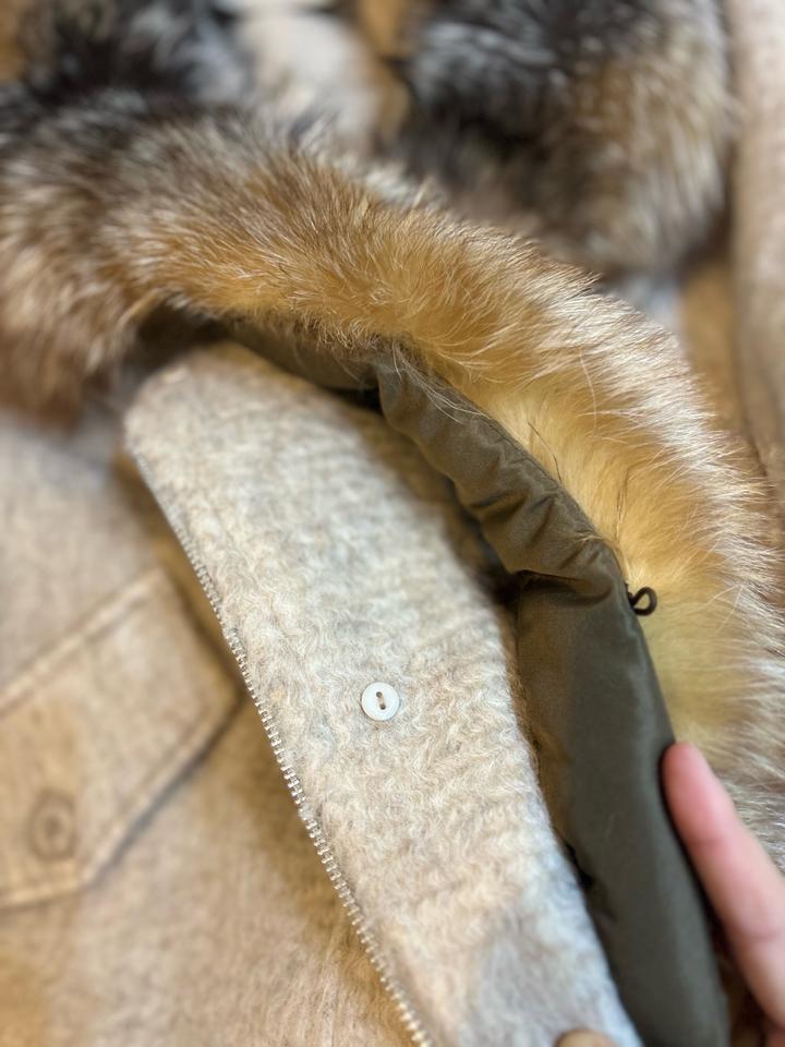 Пальто, парка или куртка оригинал!! Новый с этикеткой