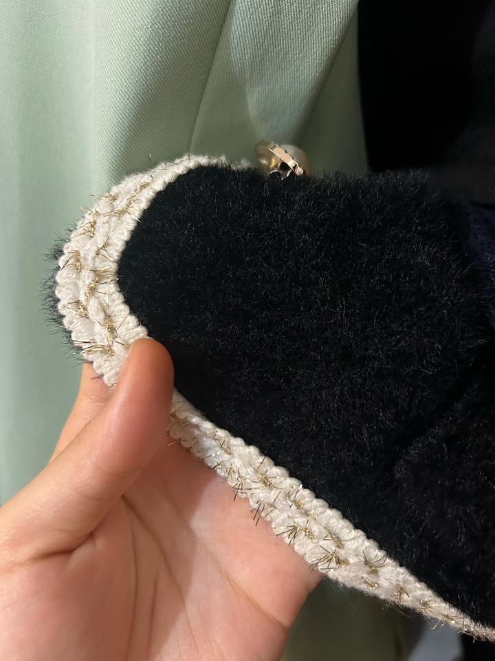 Чёрный утеплённый пиджак