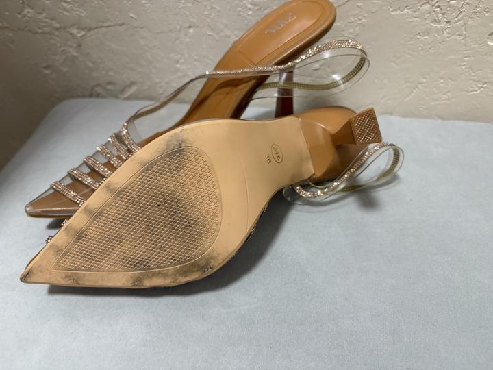 Босоножки Zara