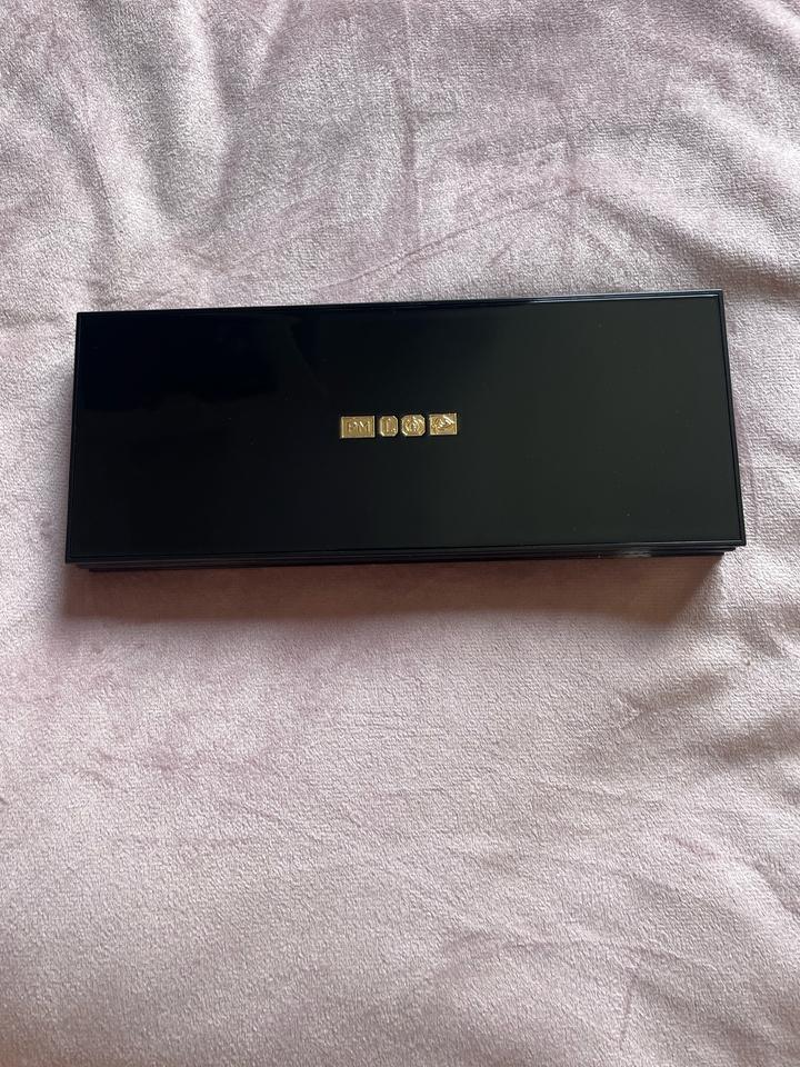 PAT MCGRATH LABS mothership ix huetopian dream