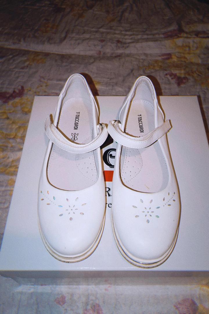 Туфли белые