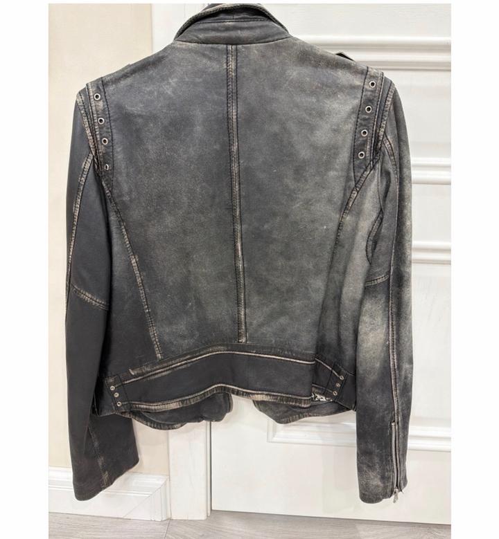 Кожаная куртка