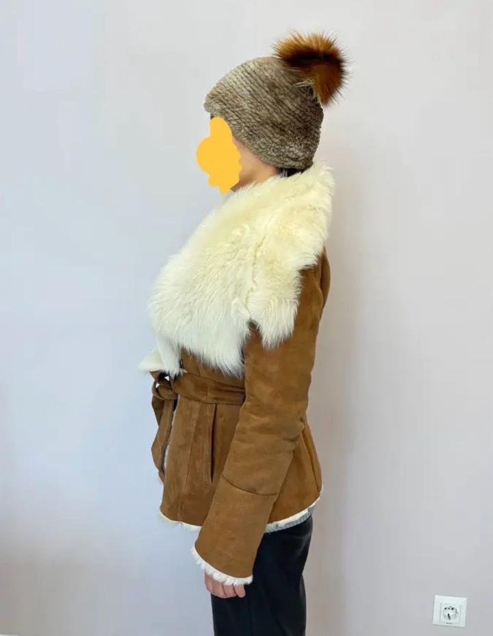 Женская дубленка рыжая