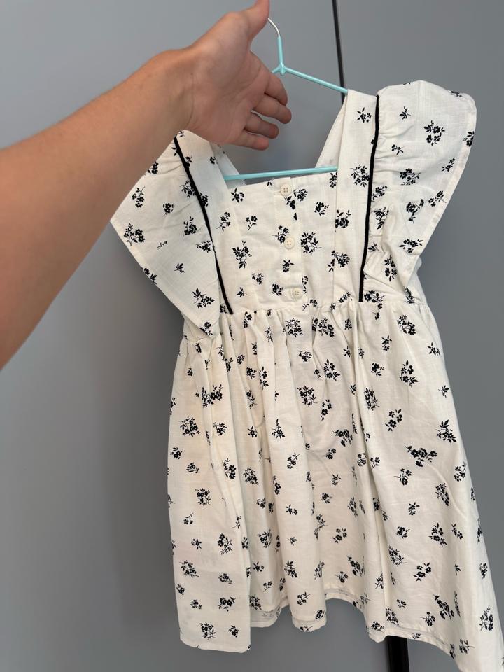 Новое Платье от LC Waikiki с этикеткой. Размер 98-104 см.