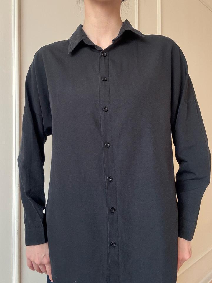 Базовая черная рубашка