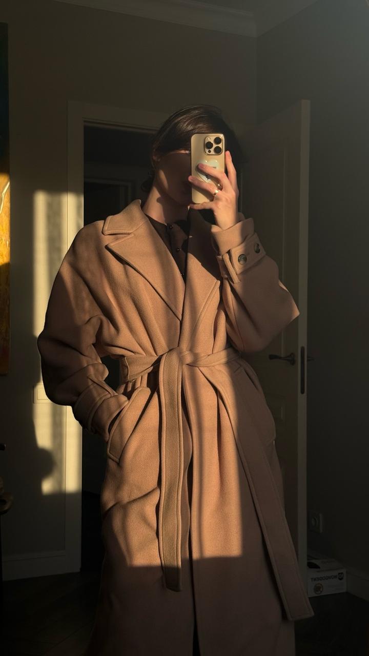 Коричневое пальто Zara