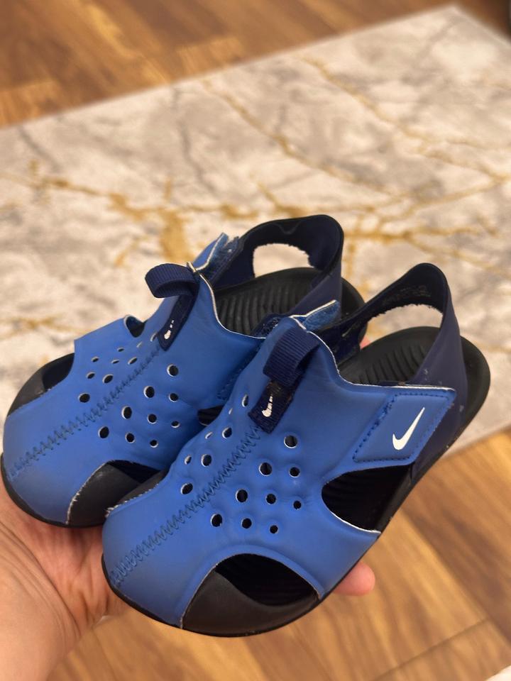 сандалии nike