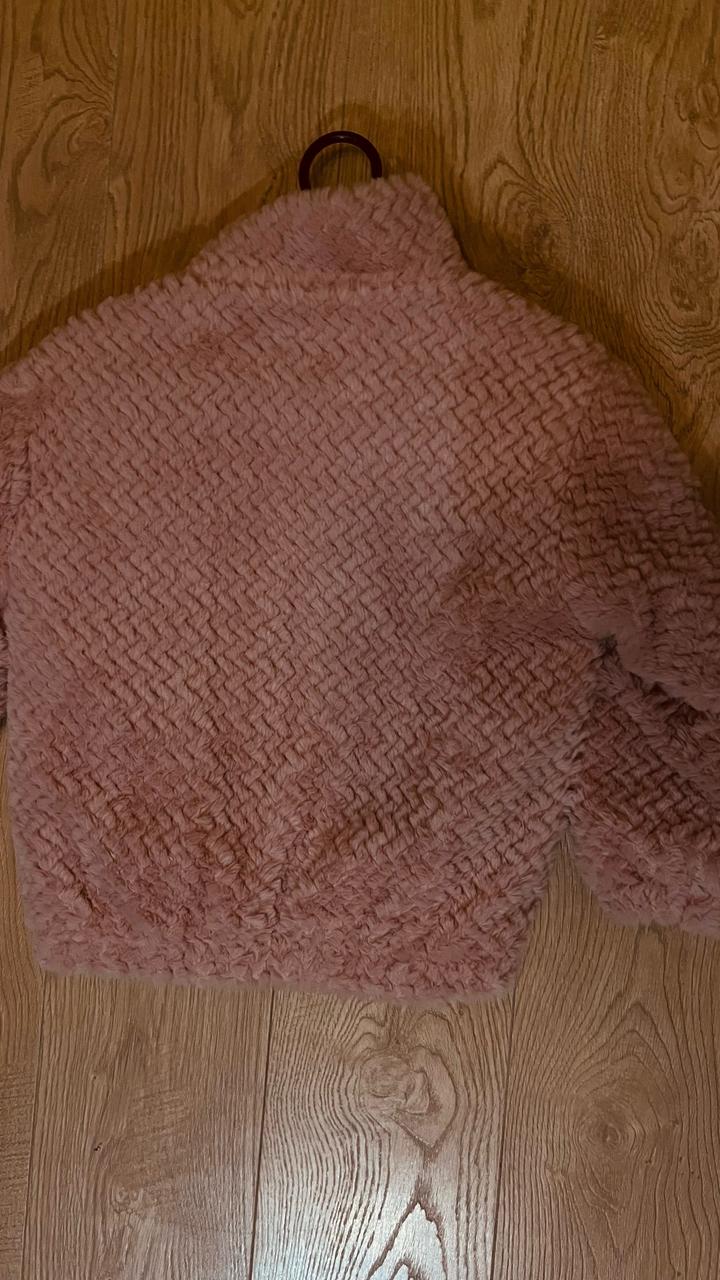 Меховая курточка на девочку