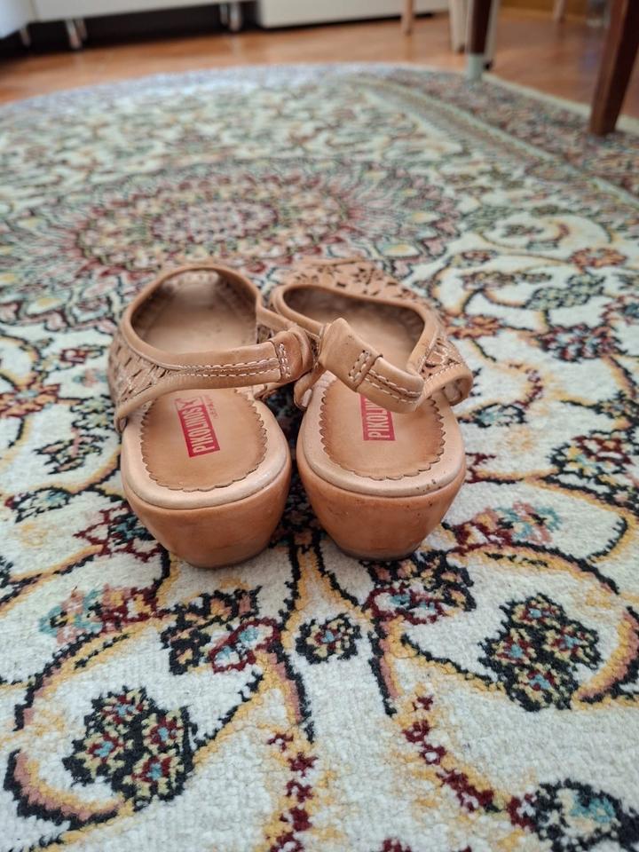 Продам кожаные босоножки Pikolinos,р.41.Испания.