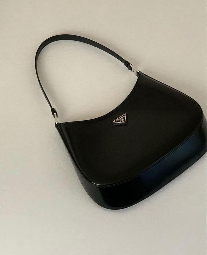 Сумка:Prada
