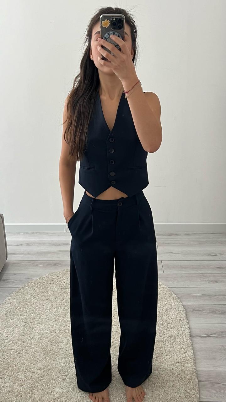 Костюм тройка