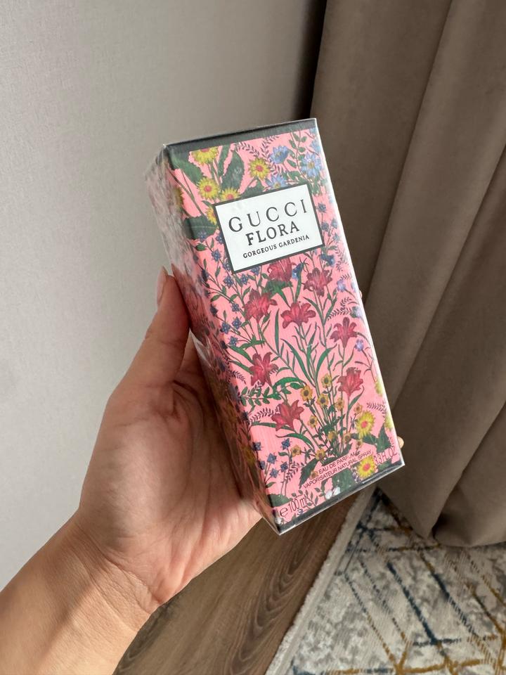 Gucci floral parfume