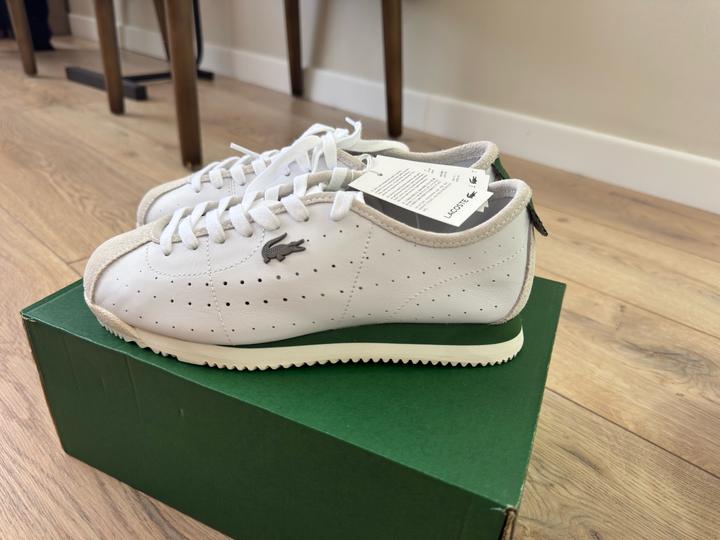 Продам кеды Lacoste!