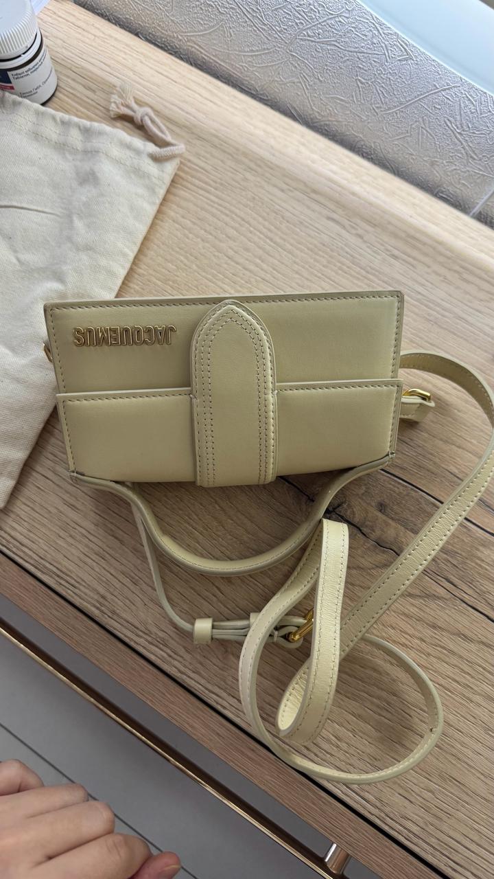 Jacquemus Le Bambino