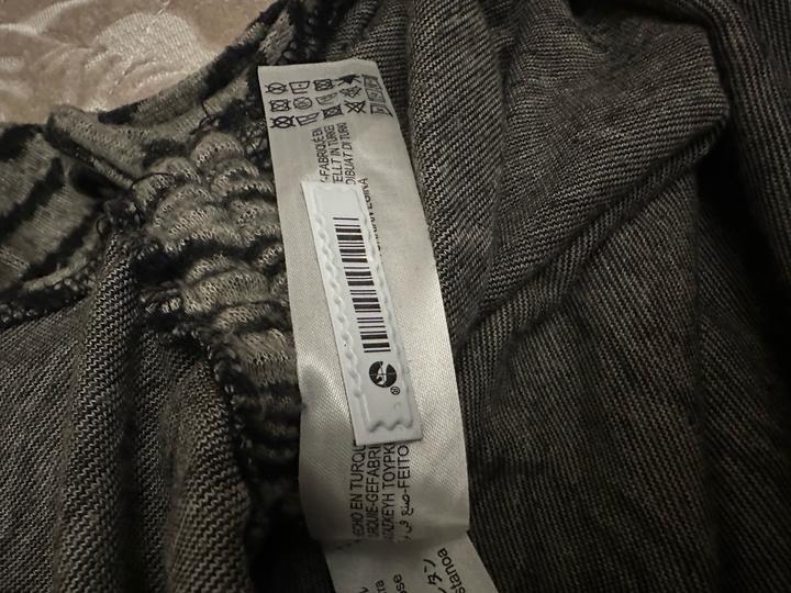 Леопардовое платье от Bershka.