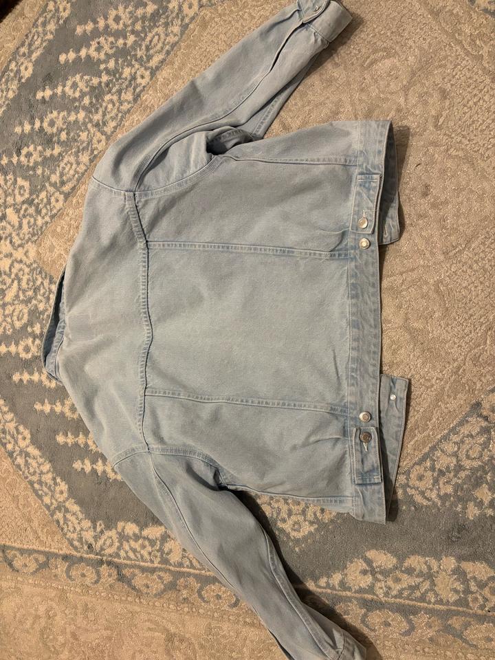 Джинсовка Bershka