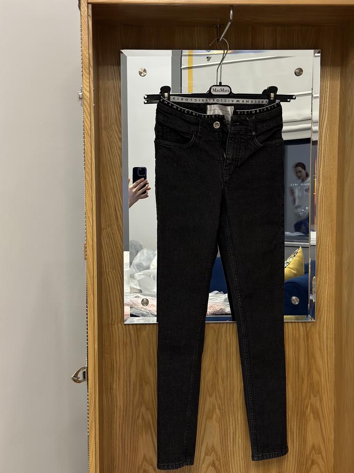 Джинсы Victoria Beckham