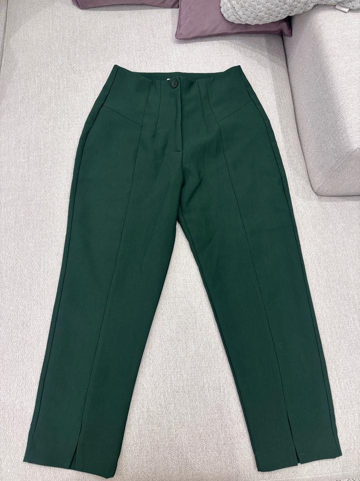 Продам брюки новые