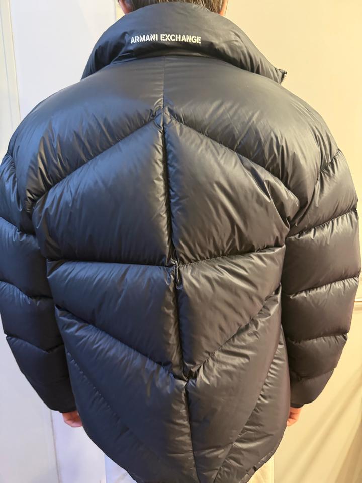 Пуховик зимний Armani