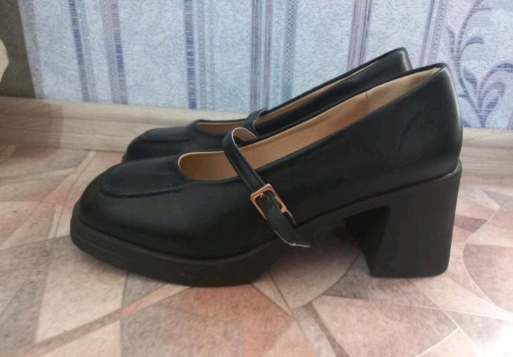 Туфли черные